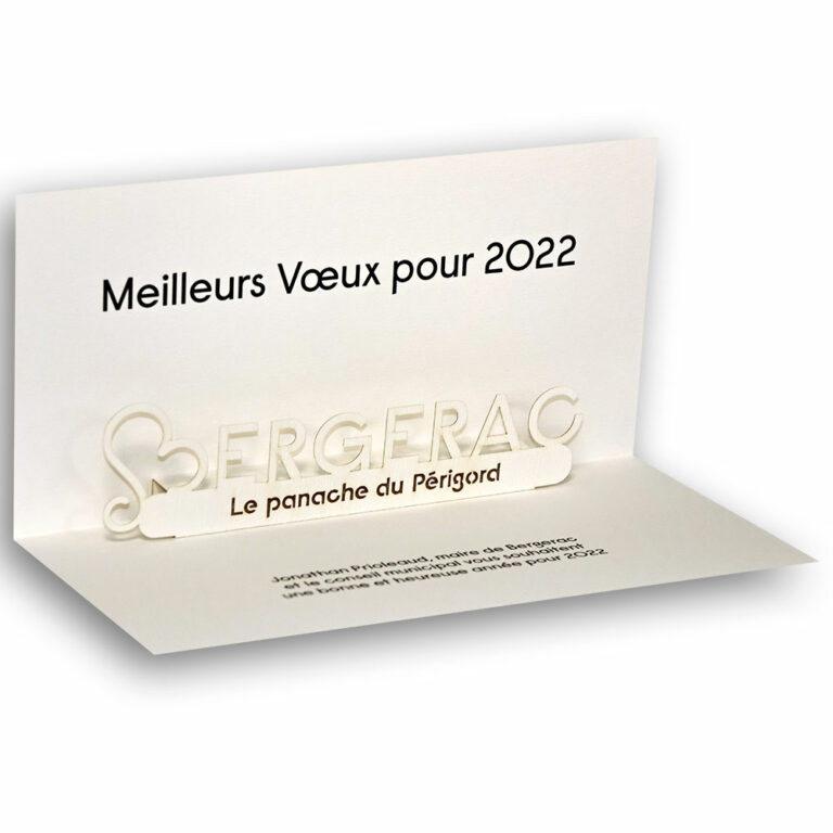 Carte avec Bergerac en pop-up découpé au laser. Réalisé par MH Éditions